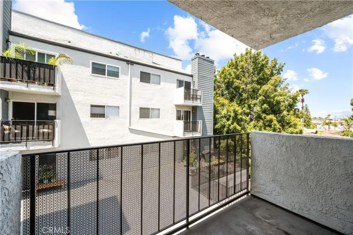 1919 E Beverly 205, Long Beach, California 90802