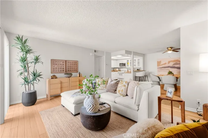 1919 E Beverly 205, Long Beach, California 90802
