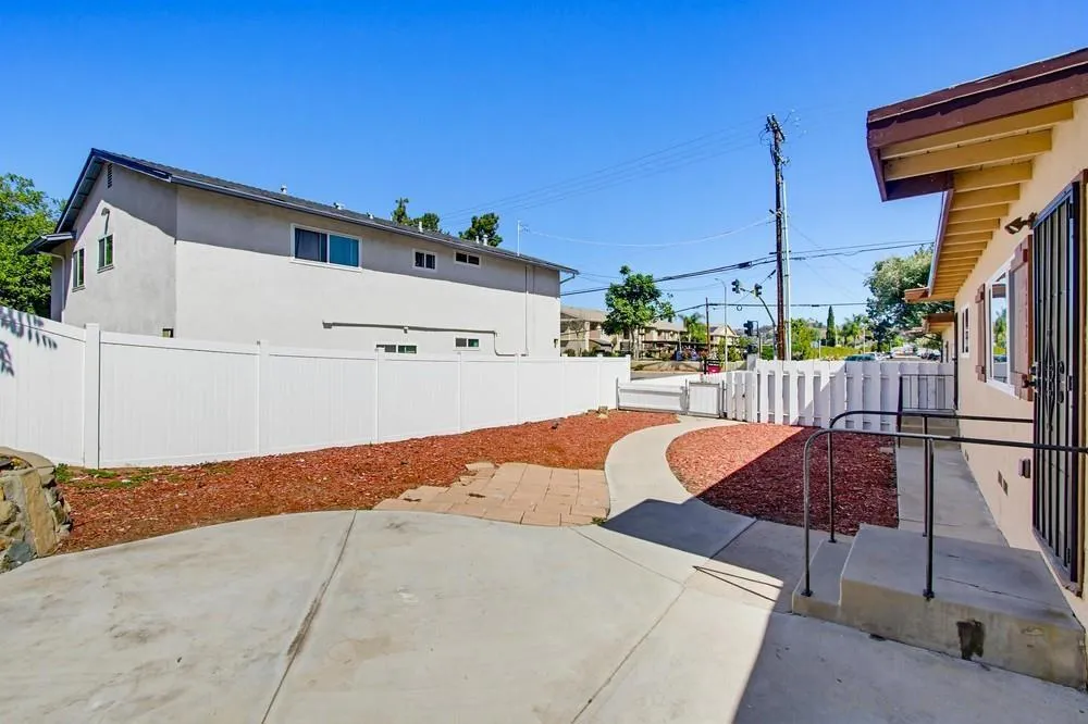 12429 Julian, Lakeside, California 92040 — photo 4
