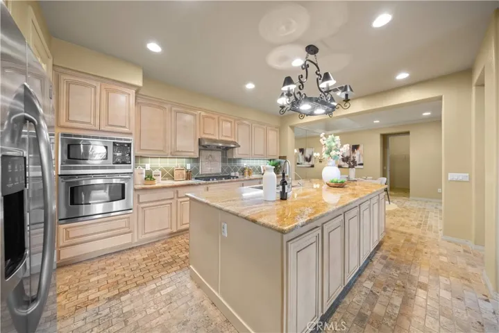 829 Kingsford, Monterey Park, California 91754
