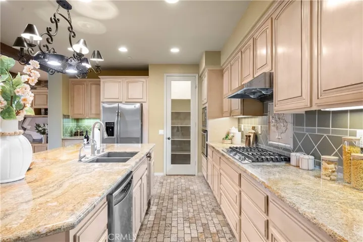 829 Kingsford, Monterey Park, California 91754