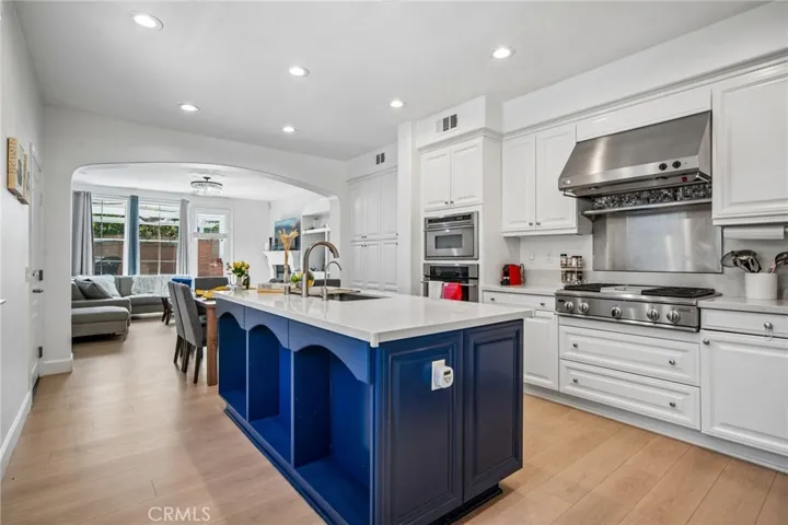 Kitchen 2