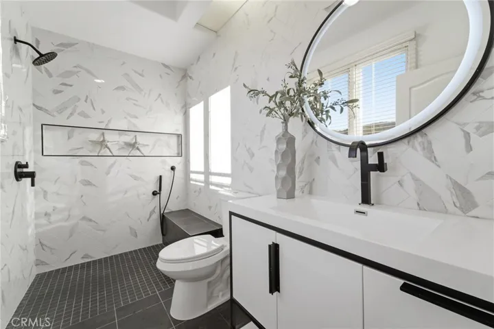 7612 Carmenita, West Hills, California 91304
