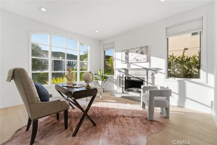 7612 Carmenita, West Hills, California 91304