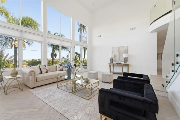 7612 Carmenita, West Hills, California 91304