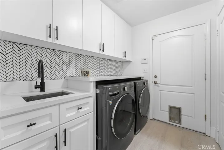 7612 Carmenita, West Hills, California 91304