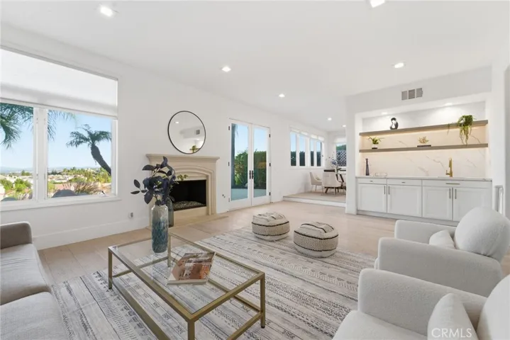 7612 Carmenita, West Hills, California 91304