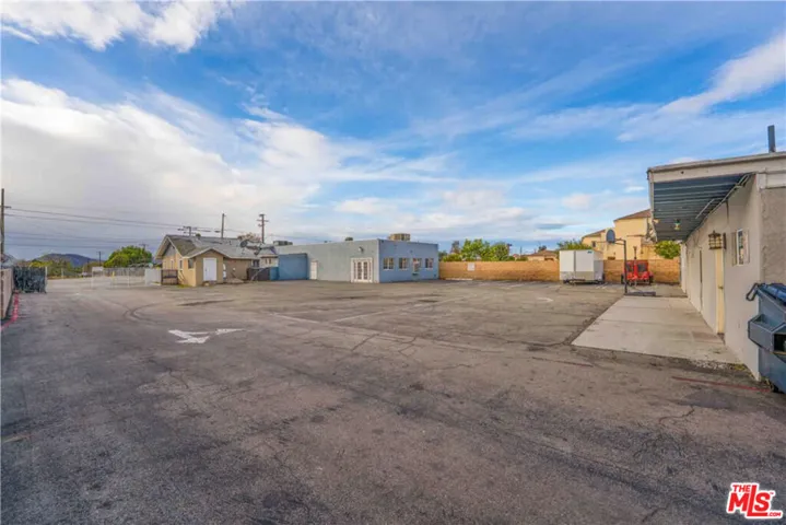 17606 Arrow Boulevard, Fontana, California 92335