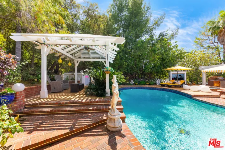 Pergola