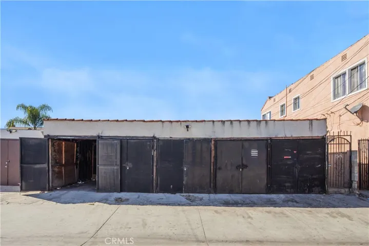 6200 Malabar, Huntington Park, California 90255