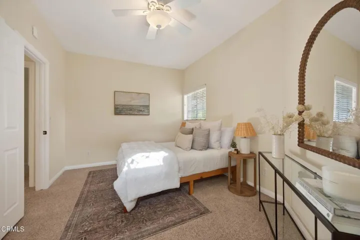39 34-web-or-mls-UpmarketMedia-420And-12