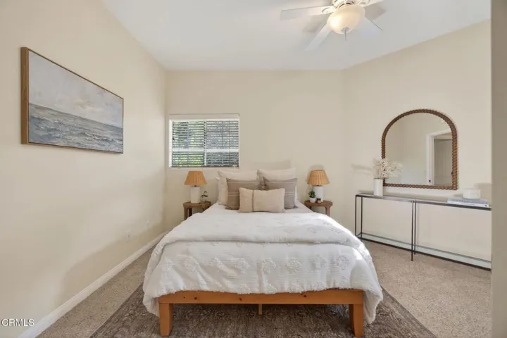 38 33-web-or-mls-UpmarketMedia-420And-11