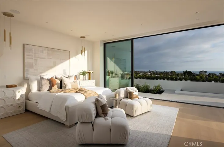 2519 Harbor View Drive, Corona Del Mar, California 92625