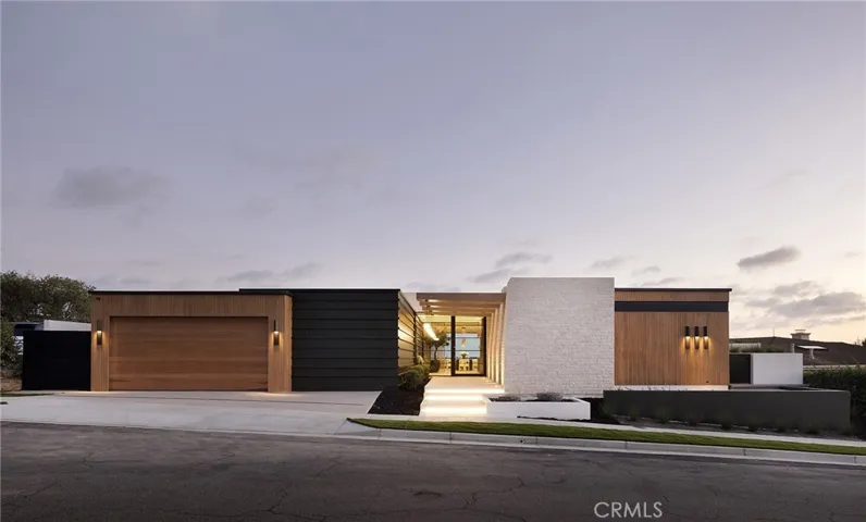 2519 Harbor View Drive, Corona Del Mar, California 92625