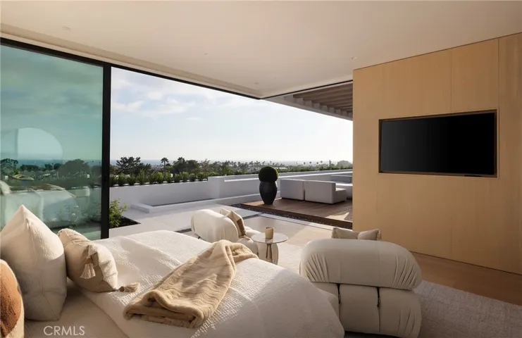 2519 Harbor View Drive, Corona Del Mar, California 92625