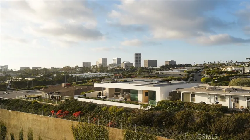 2519 Harbor View Drive, Corona Del Mar, California 92625