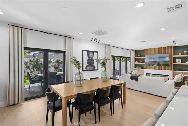 4652 Charnock, Irvine, California 92604