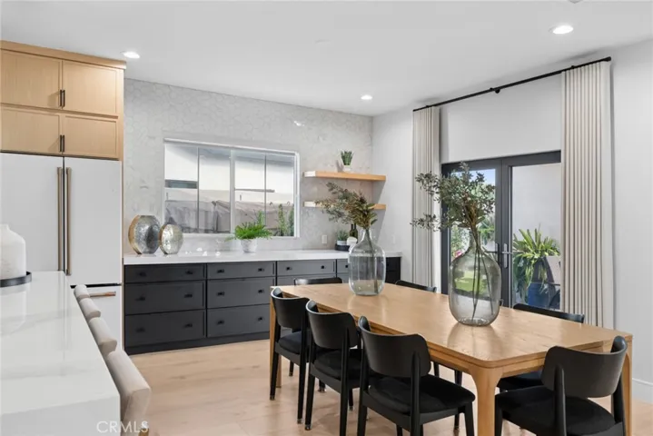 4652 Charnock, Irvine, California 92604