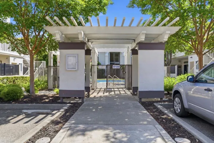 2968 Moorpark Avenue 17, San Jose, California 95128