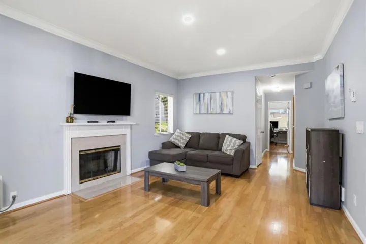 2968 Moorpark Avenue 17, San Jose, California 95128