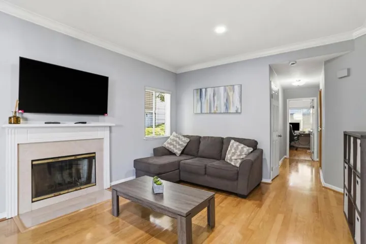 2968 Moorpark Avenue 17, San Jose, California 95128