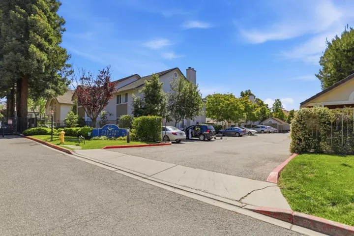 2968 Moorpark Avenue 17, San Jose, California 95128