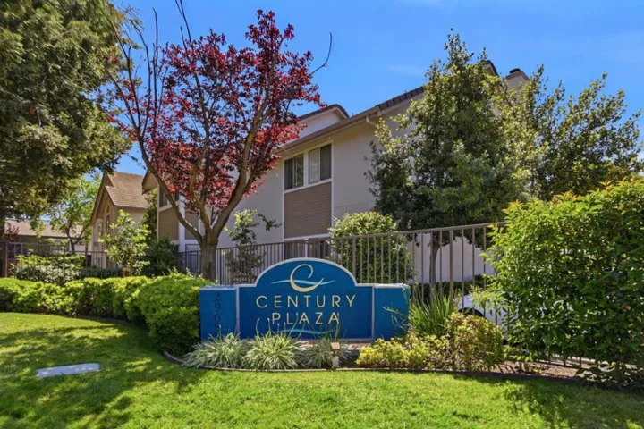 2968 Moorpark Avenue 17, San Jose, California 95128