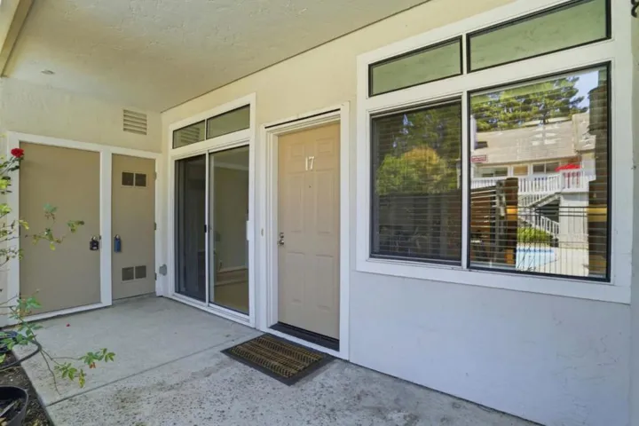 2968 Moorpark Avenue 17, San Jose, California 95128