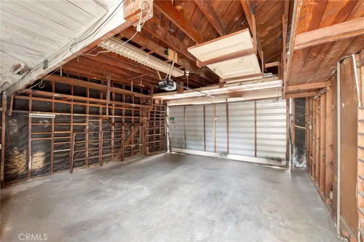 956 S Oak, Inglewood, California 90301