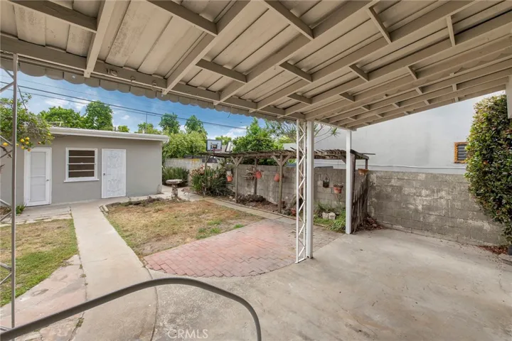 956 S Oak, Inglewood, California 90301