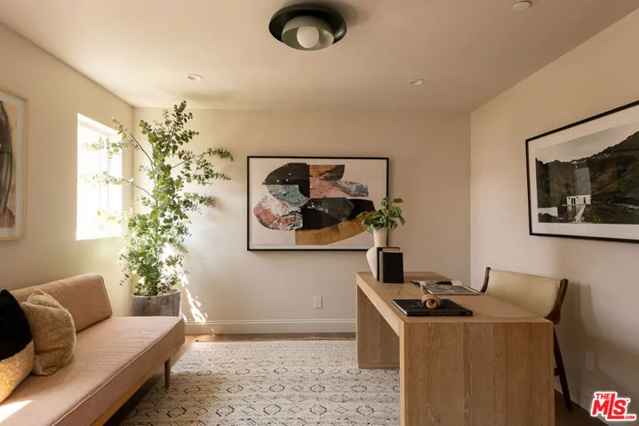 Middle Bedroom