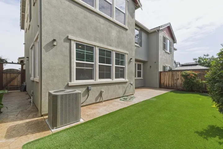 116 W Limerick Avenue, Mountain House, California 95391