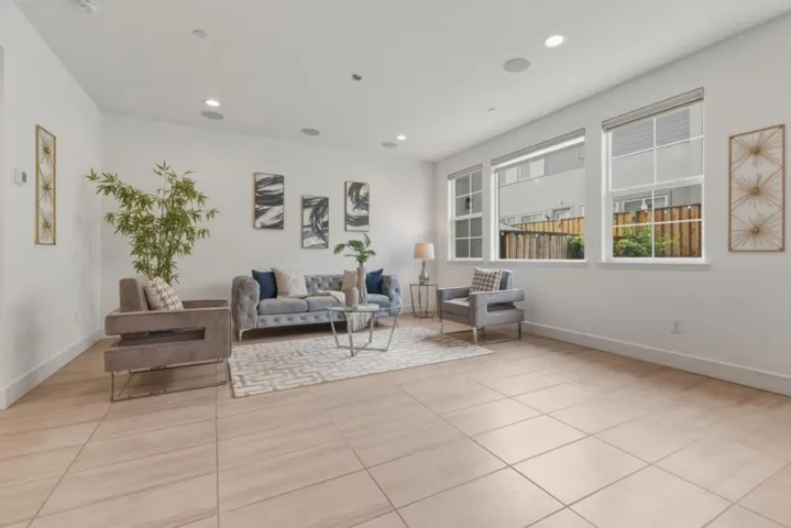 116 W Limerick Avenue, Mountain House, California 95391