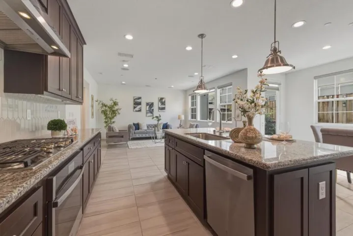 116 W Limerick Avenue, Mountain House, California 95391