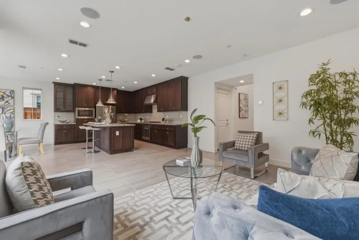 116 W Limerick Avenue, Mountain House, California 95391