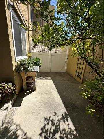 6225 Coldwater Canyon Avenue 117, North Hollywood, California 91606