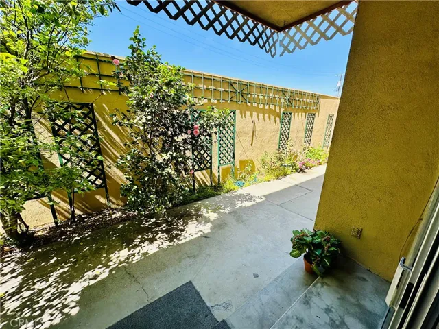 6225 Coldwater Canyon Avenue 117, North Hollywood, California 91606