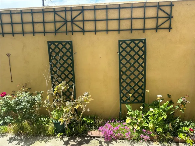 6225 Coldwater Canyon Avenue 117, North Hollywood, California 91606