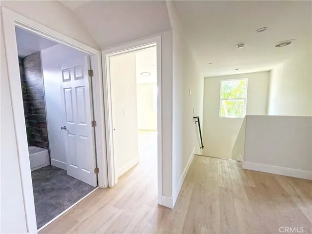 645 W 97th, Los Angeles, California 90044