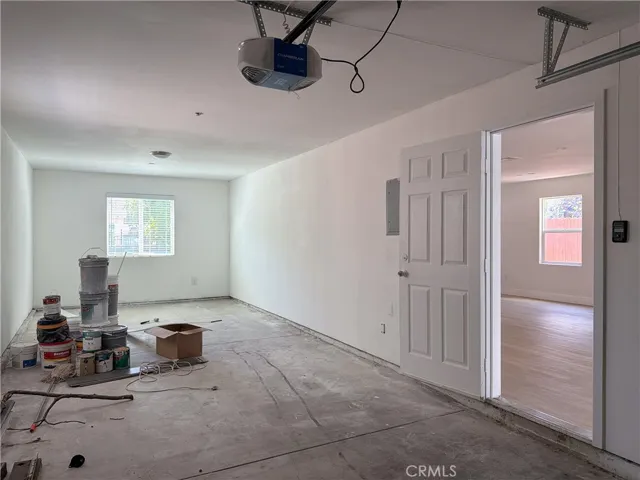 645 W 97th, Los Angeles, California 90044