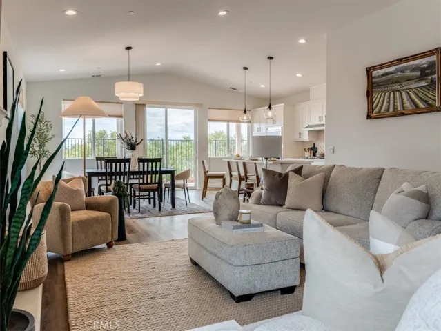 1523 Copperberry, Santa Maria, California 93455