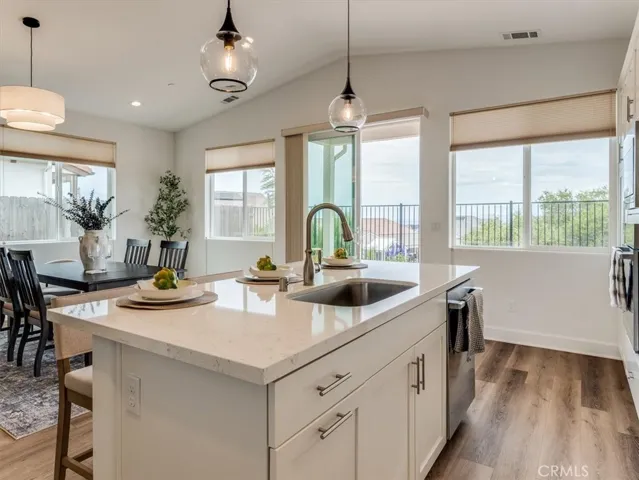1523 Copperberry, Santa Maria, California 93455