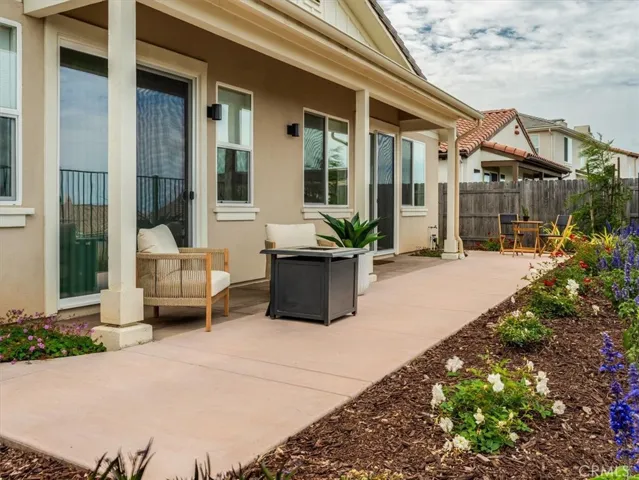 1523 Copperberry, Santa Maria, California 93455