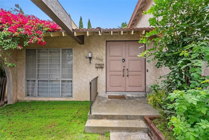 10042 Sprit Circle, Huntington Beach, California 92646