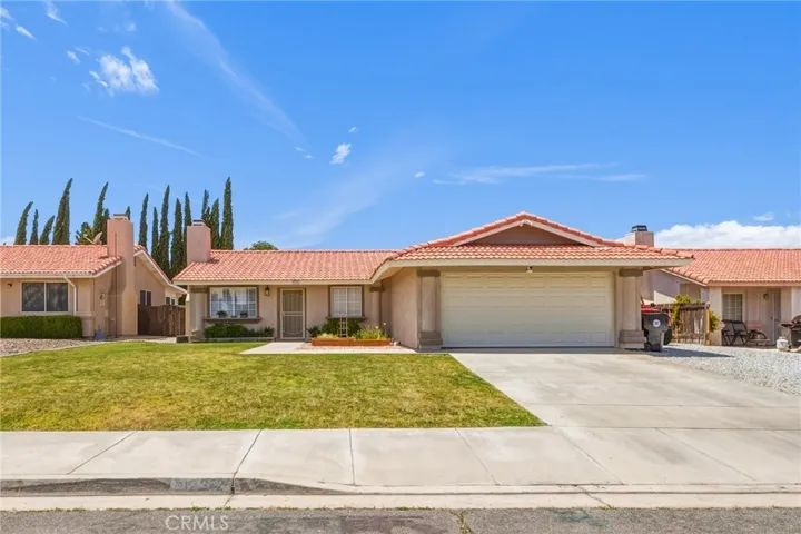 12312 Woodview, Victorville, California 92392