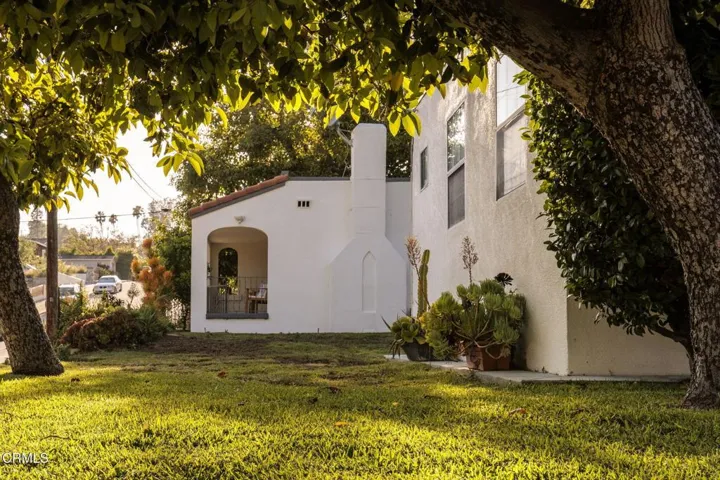 34-web-or-mls-6375 Adelaide Pl by Pierre