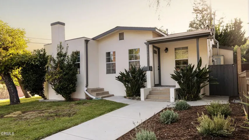 1003 N. Ave 64