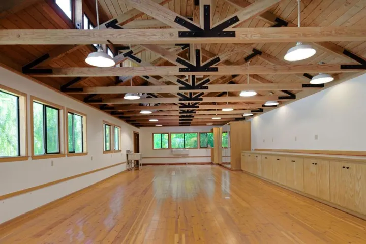 350 Willowbrook Road, Portola Valley, California 94028