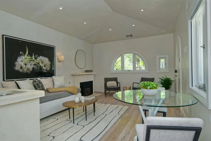 350 Willowbrook Road, Portola Valley, California 94028
