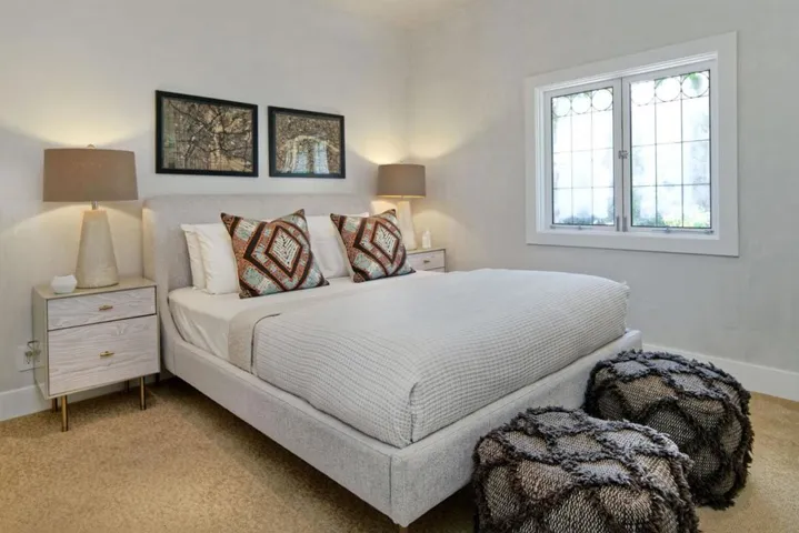 350 Willowbrook Road, Portola Valley, California 94028